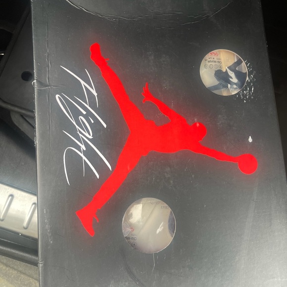 Nike x Jordan 4 Retro Off-White Sail - Picture 2 of 9